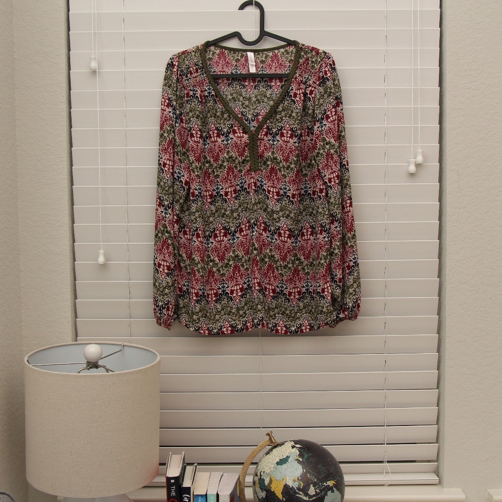 Women's Blouse